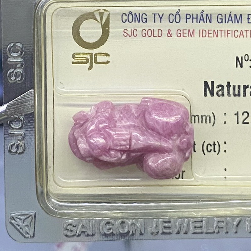 tỳ hưu ruby